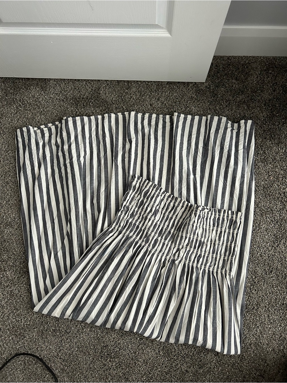 Size: Large women’s midi tube top dress